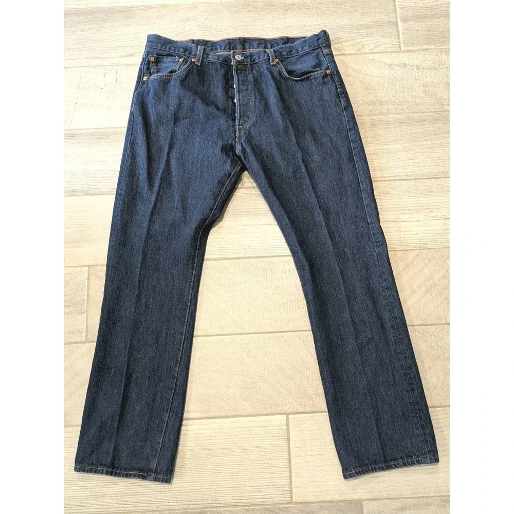 Levis 501 Jeans Mens 38x32 Blue Denim Original Fit Straight Button Fly Dark Wash